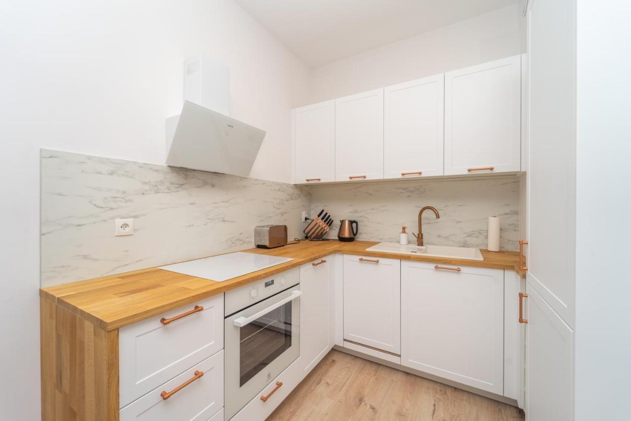 Nadmorski Dwor - Green Apartment Гданьск Экстерьер фото